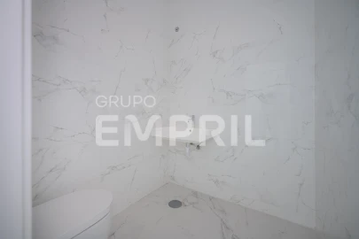 Escritório para Venda em Mafamude e Vilar do Paraíso