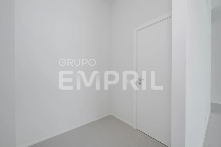 Escritório para Venda em Mafamude e Vilar do Paraíso Foto 8