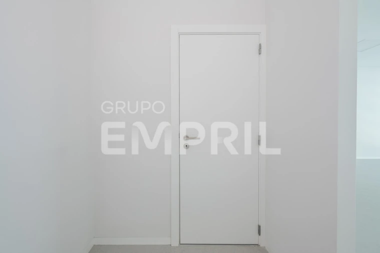 Escritório para Venda em Mafamude e Vilar do Paraíso Foto 10