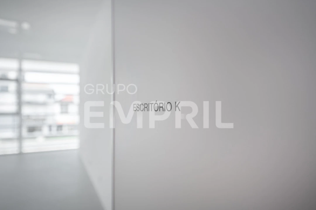 Escritório para Venda em Mafamude e Vilar do Paraíso Foto 3