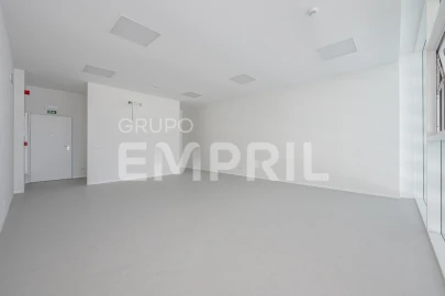 Escritório para Venda em Mafamude e Vilar do Paraíso