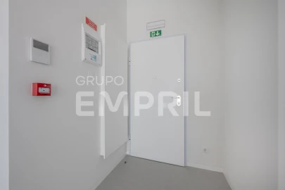 Escritório para Venda em Mafamude e Vilar do Paraíso