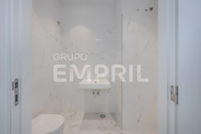 Escritório para Venda em Mafamude e Vilar do Paraíso