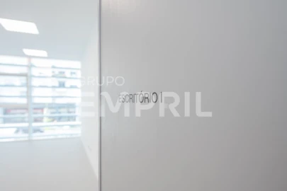 Escritório para Venda em Mafamude e Vilar do Paraíso