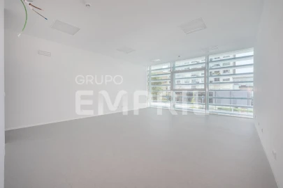 Escritório para Venda em Mafamude e Vilar do Paraíso