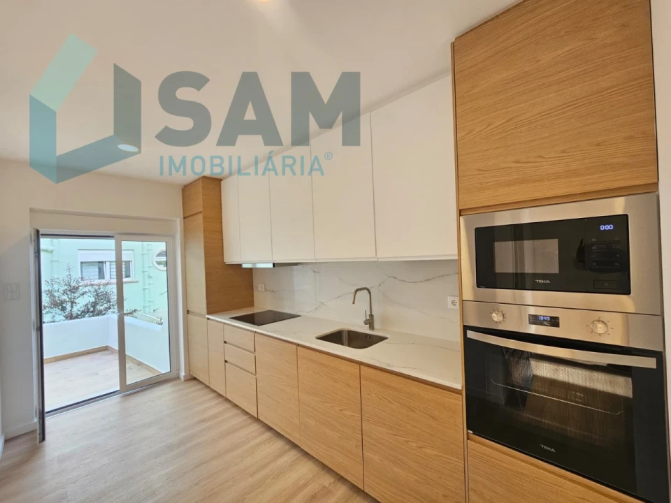 Apartamento T2 para Venda em Mina de Água Foto 1