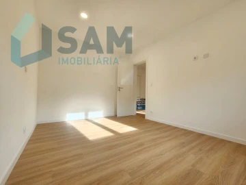 Apartamento T2 para Venda em Mina de Água
