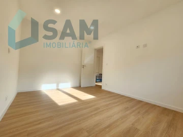 Apartamento T2 para Venda em Mina de Água