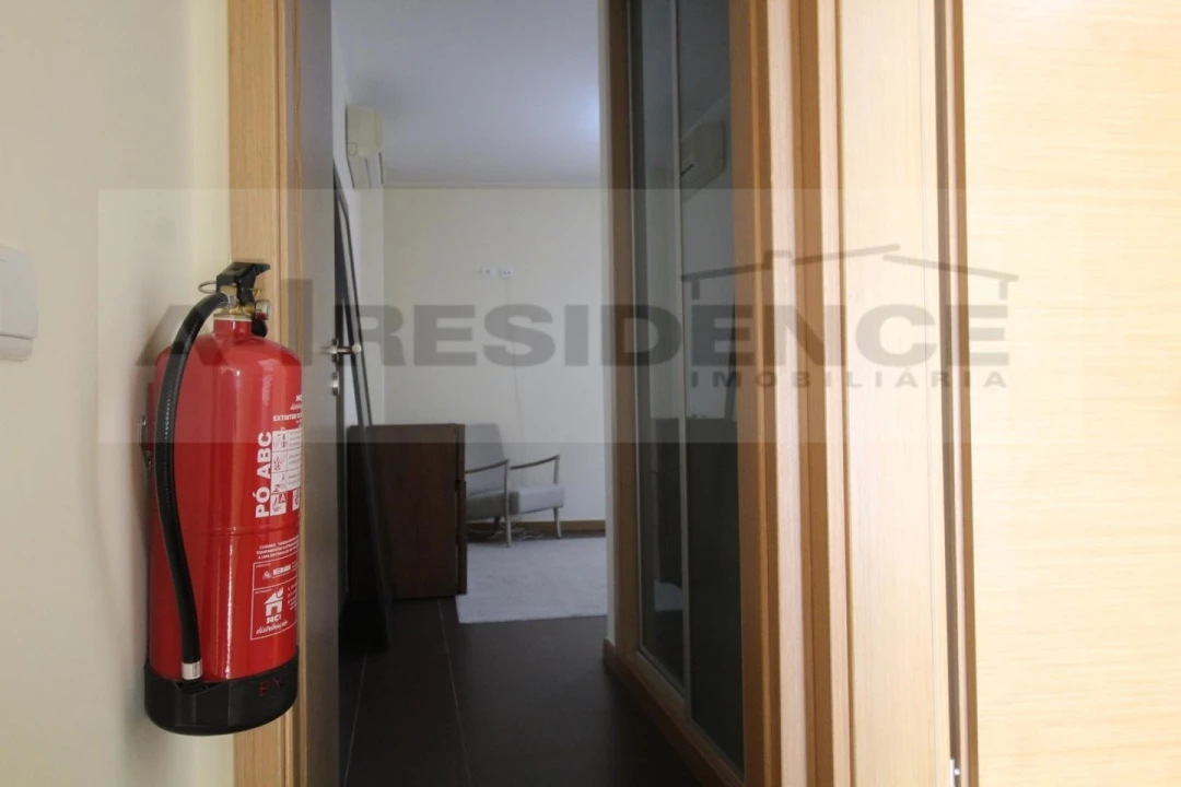 Moradia T2 para Venda em Albufeira e Olhos de Água Foto 13