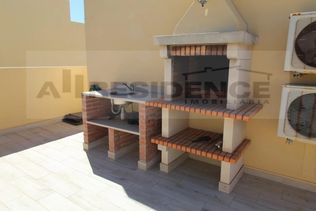 Moradia T2 para Venda em Albufeira e Olhos de Água Foto 28