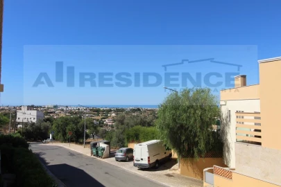 Moradia T2 para Venda em Albufeira e Olhos de Água