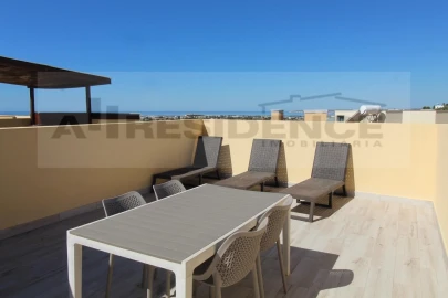 Moradia T2 para Venda em Albufeira e Olhos de Água