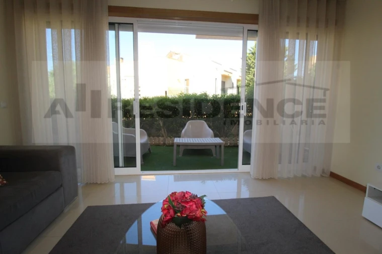 Moradia T2 para Venda em Albufeira e Olhos de Água Foto 7