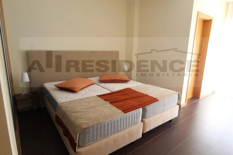 Moradia T2 para Venda em Albufeira e Olhos de Água Foto 19