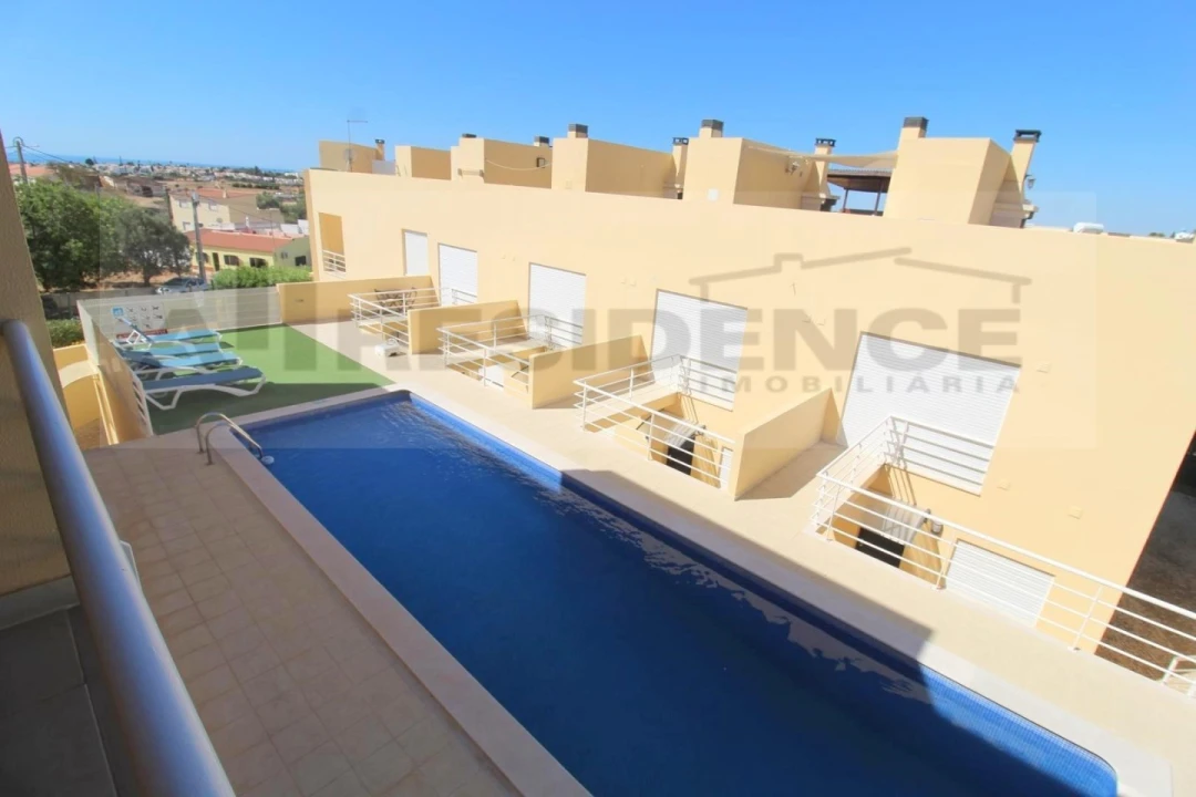 Moradia T3 para Venda em Albufeira e Olhos de Água Foto 25
