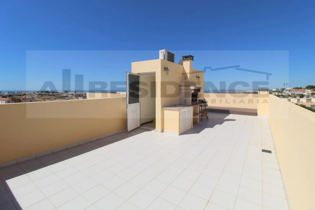 Moradia T3 para Venda em Albufeira e Olhos de Água Foto 29