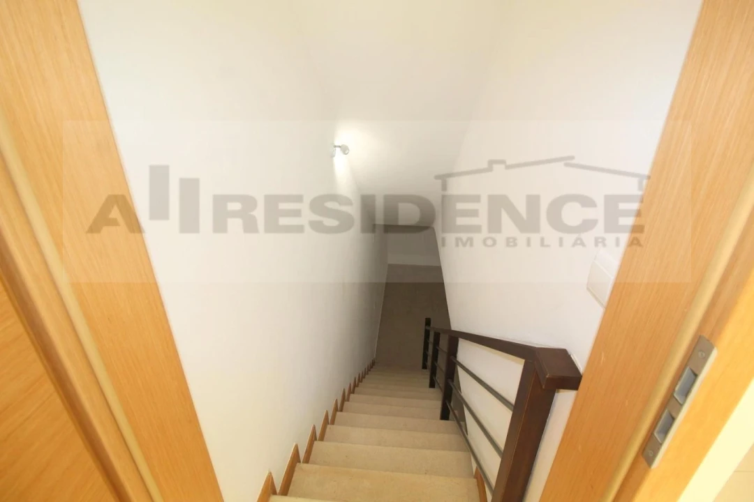 Moradia T3 para Venda em Albufeira e Olhos de Água Foto 33