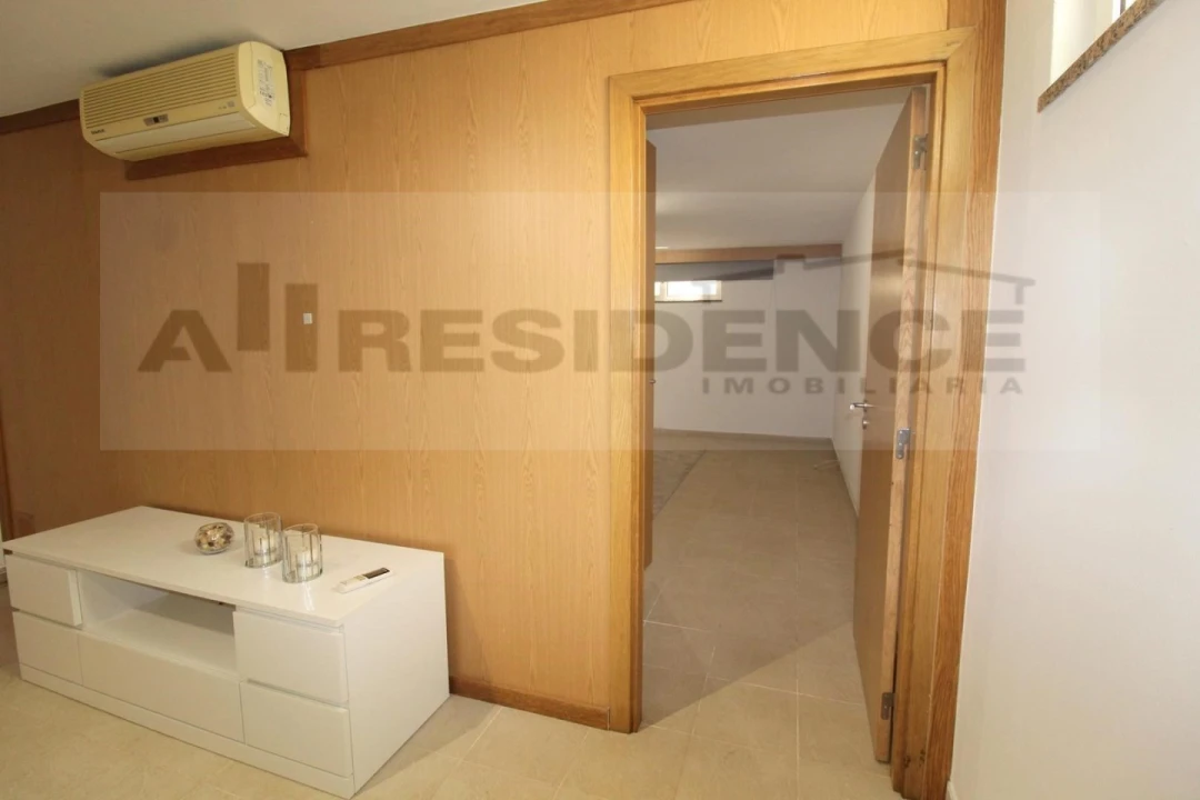 Moradia T3 para Venda em Albufeira e Olhos de Água Foto 36