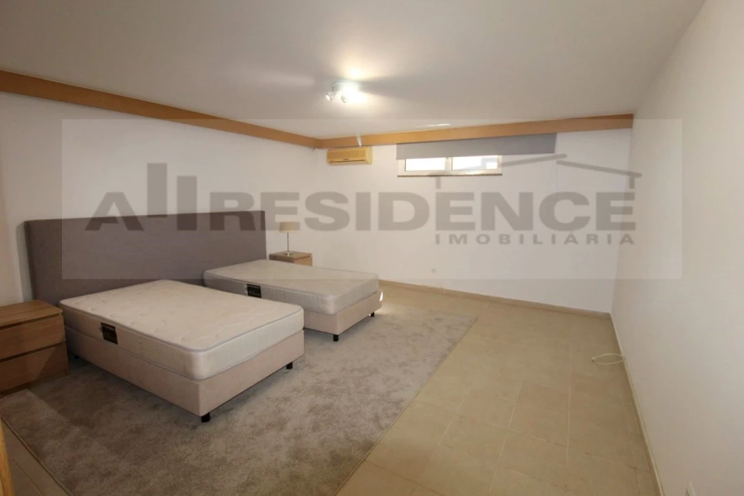 Moradia T3 para Venda em Albufeira e Olhos de Água Foto 37