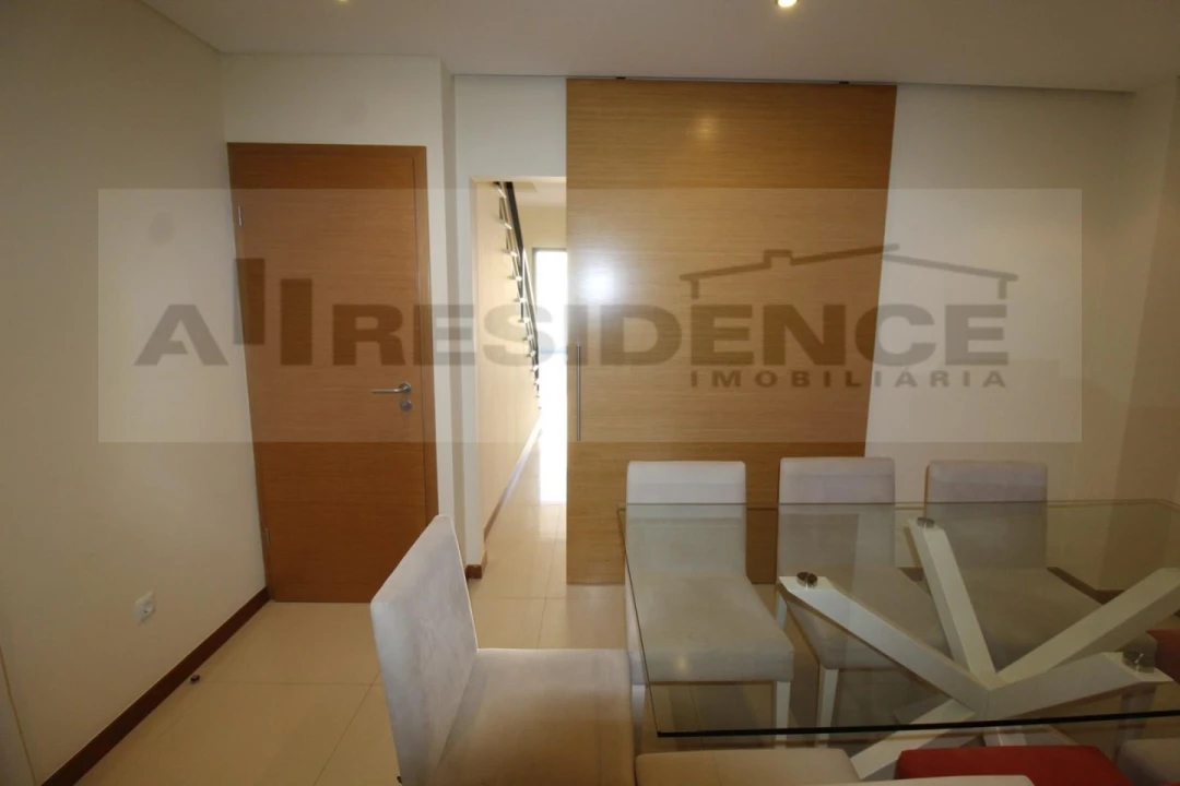 Moradia T3 para Venda em Albufeira e Olhos de Água Foto 39