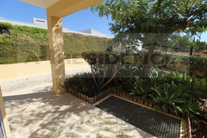 Moradia T3 para Venda em Albufeira e Olhos de Água