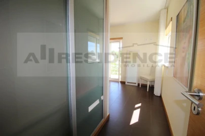 Moradia T3 para Venda em Albufeira e Olhos de Água