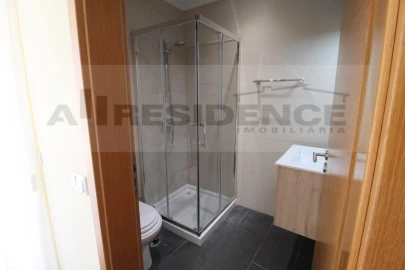 Moradia T3 para Venda em Albufeira e Olhos de Água