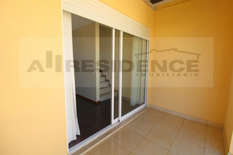 Moradia T3 para Venda em Albufeira e Olhos de Água Foto 26