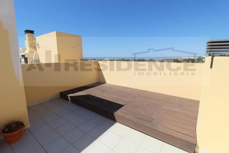 Moradia T3 para Venda em Albufeira e Olhos de Água Foto 32