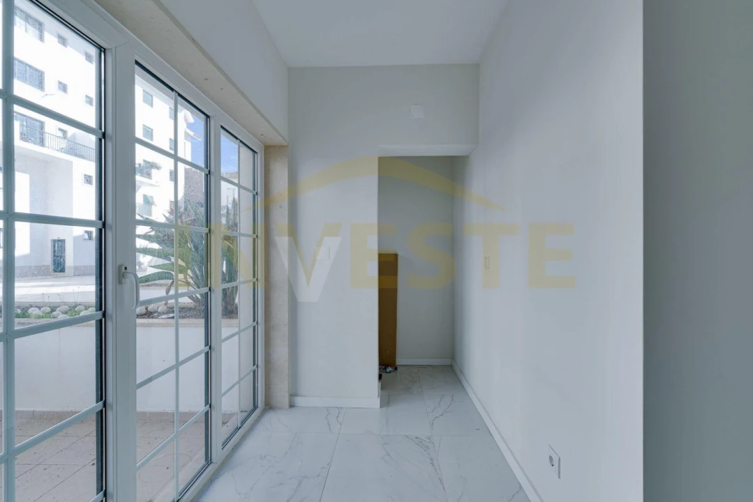 Apartamento T1 para Venda em Cascais e Estoril Foto 7