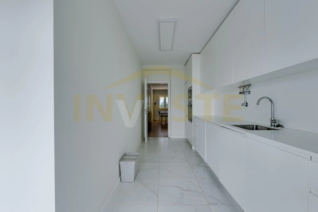 Apartamento T1 para Venda em Cascais e Estoril Foto 6