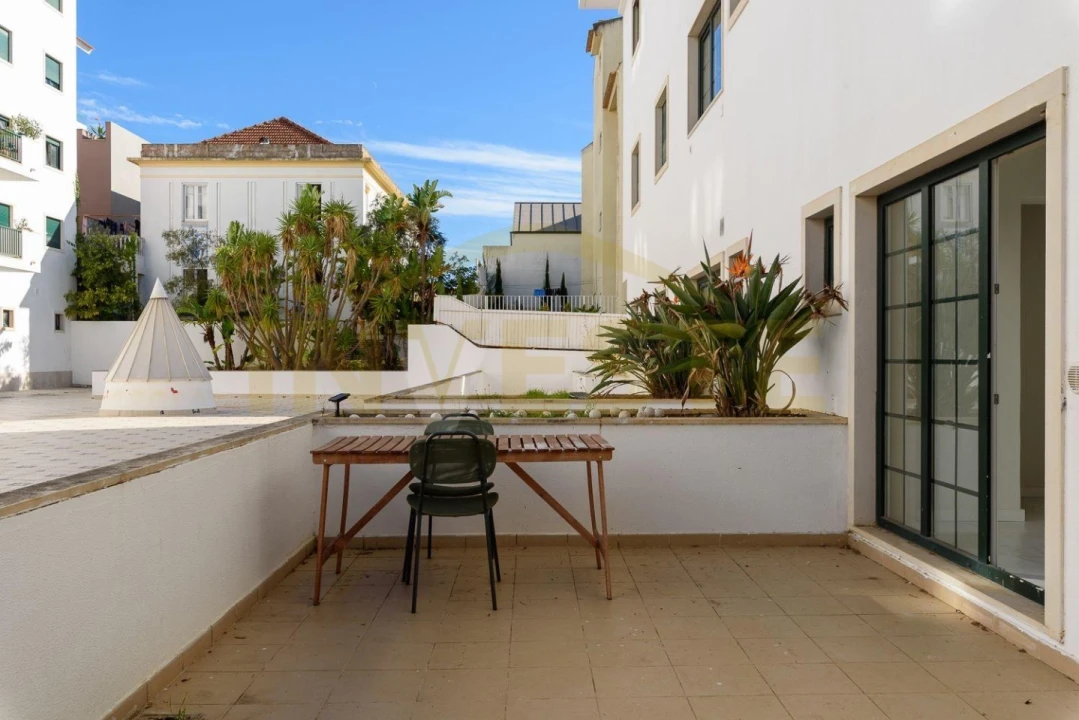 Apartamento T1 para Venda em Cascais e Estoril Foto 1