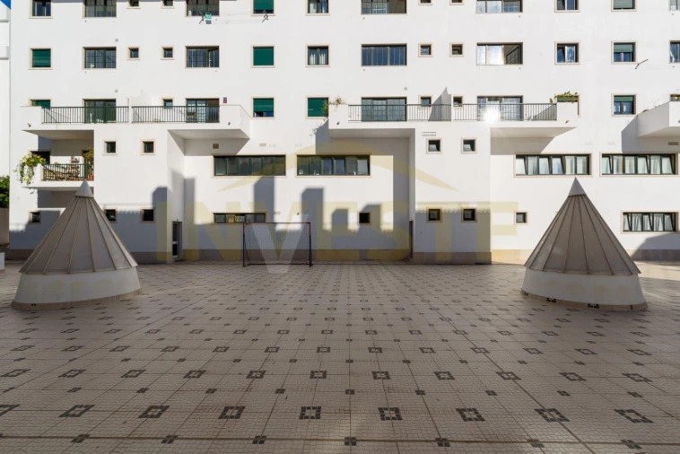 Apartamento T1 para Venda em Cascais e Estoril Foto 25