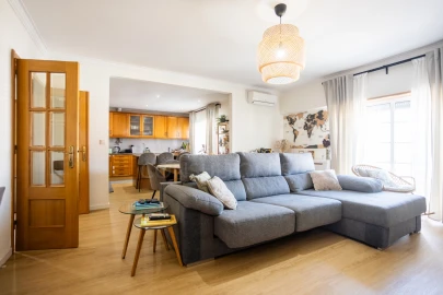 Apartamento T3 para Venda em Samora Correia