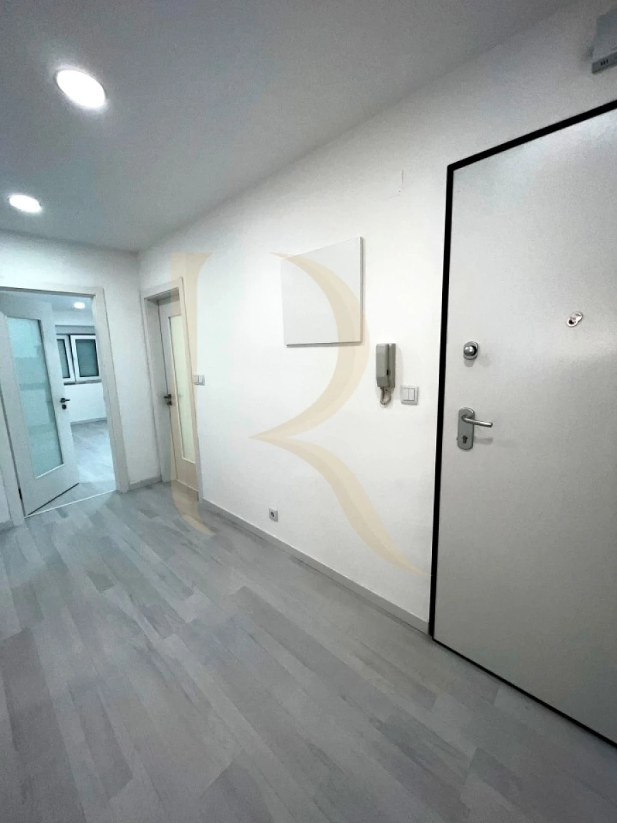 Apartamento T2 para Venda em Seixal, Arrentela e Aldeia de Paio Pires Foto 8