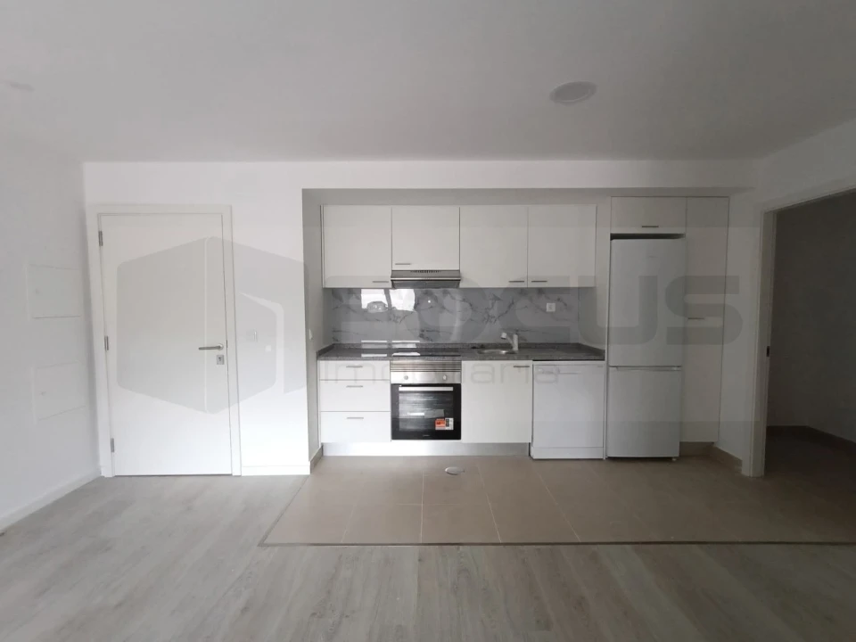 Apartamento T2 para Venda em Aradas Foto 2