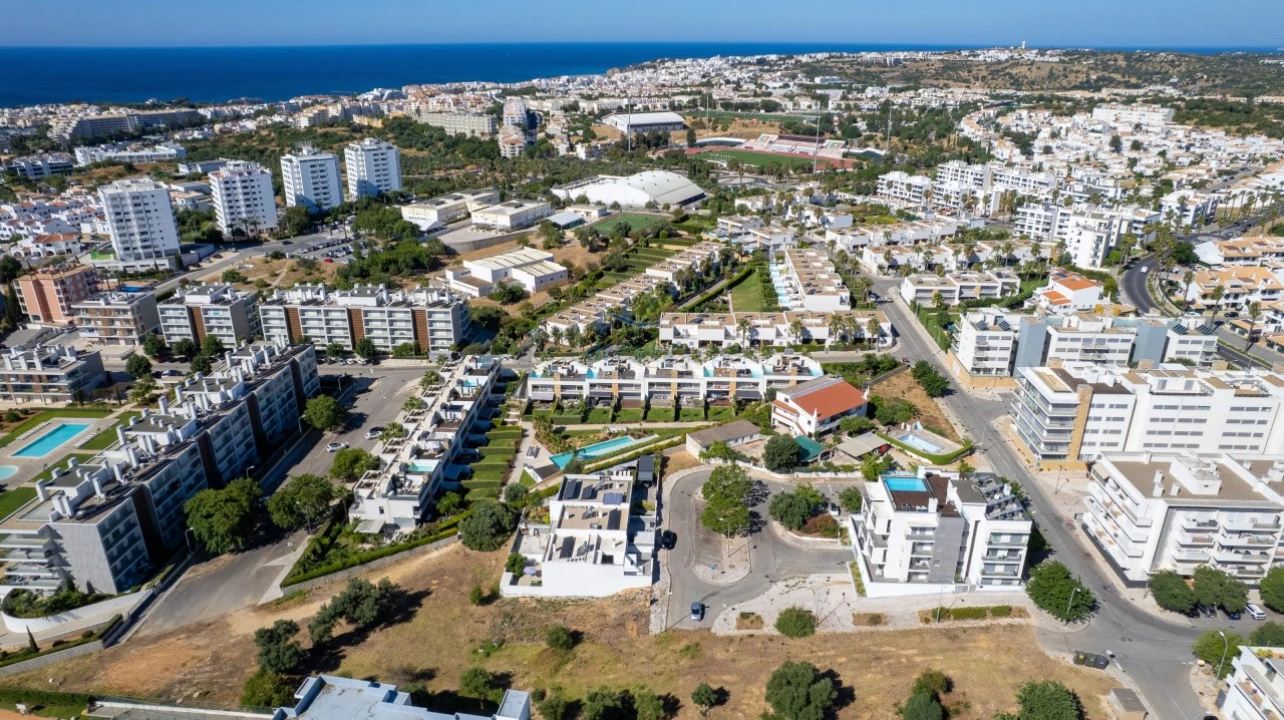 Terreno para Venda em Albufeira e Olhos de Água Foto 6
