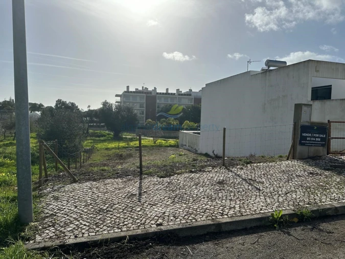 Terreno para Venda em Albufeira e Olhos de Água Foto 21