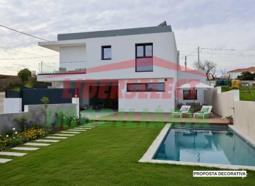 Moradia T4 para Venda em Silveira