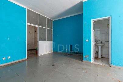 Prédio para Venda em Santa Maria do Castelo e Santiago e Santa Susana