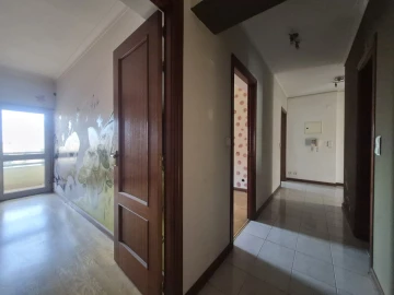 Apartamento T3 para Venda em Carregado e Cadafais