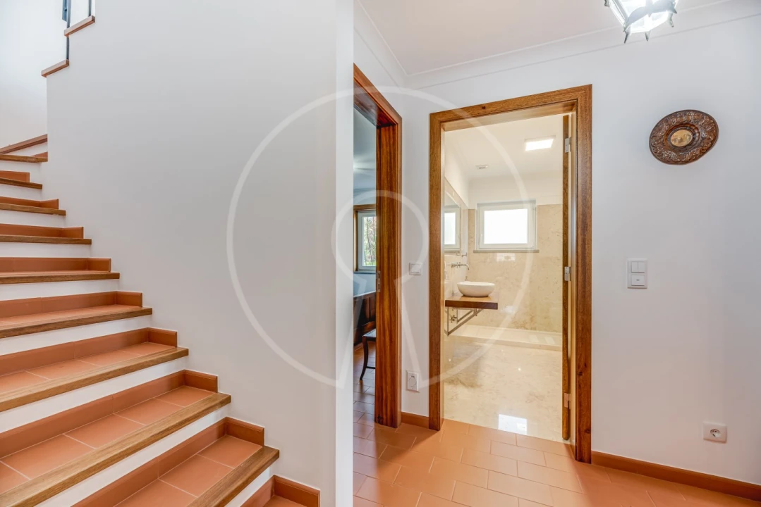 Moradia T5 para Venda em São João das Lampas e Terrugem Foto 15