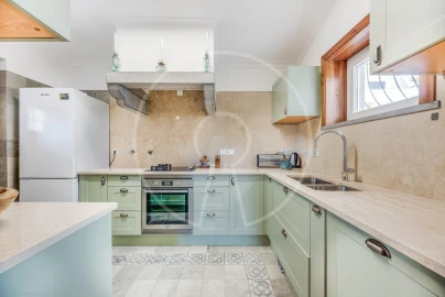 Moradia T5 para Venda em São João das Lampas e Terrugem