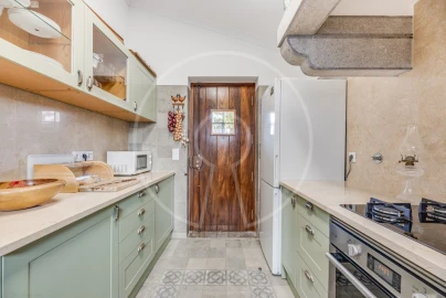 Moradia T5 para Venda em São João das Lampas e Terrugem