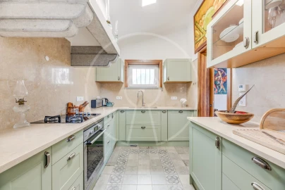 Moradia T5 para Venda em São João das Lampas e Terrugem