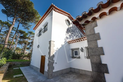 Moradia T5 para Venda em São João das Lampas e Terrugem