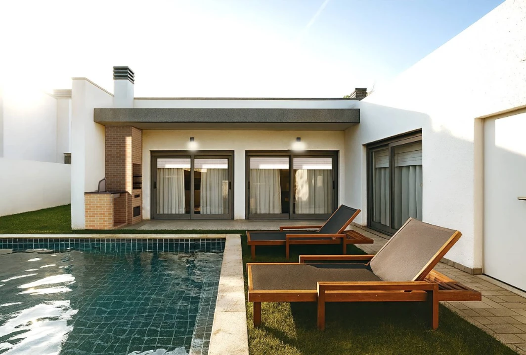 Moradia T4 para Venda em Fernao Ferro Foto 1