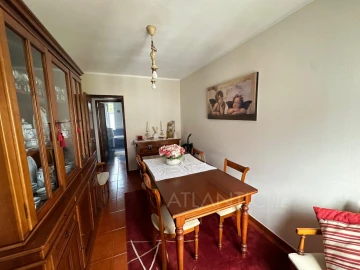 Apartamento T3 para Venda em Agualva e Mira-Sintra