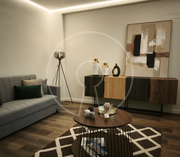 Apartamento T3 para Venda em Benfica Foto 3