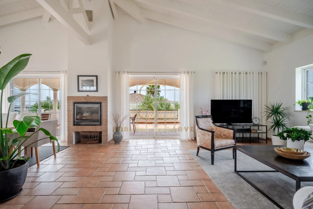 Moradia T4 para Venda em Lagos (São Sebastião e Santa Maria) Foto 10